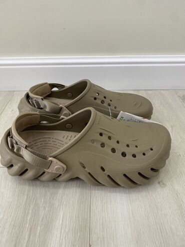 Босоножки, сандалии, шлепанцы: Crocs Echo Clogs кроксы цвета хаки, 43-44 размер, заказывал с США