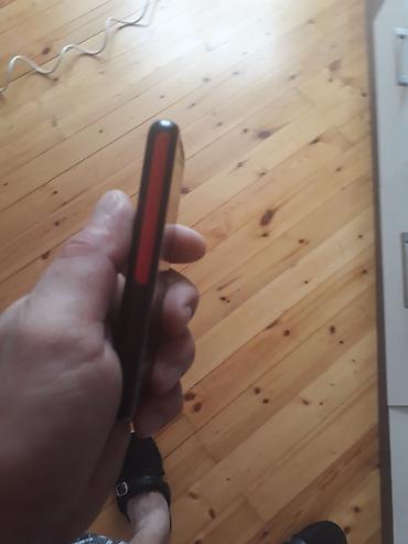 Digər mobil telefonlar: Model: nokia (düyməli telefon) Xüsusiyyətlər: - Korpus: kompak, qara — 5