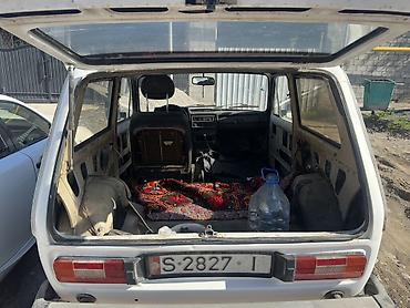 бус сапог аварийный: ВАЗ (ЛАДА) 2121 (4x4): 2000 г., Механика, Бензин, Внедорожник — 7