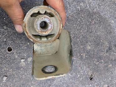 Другие автозапчасти: Запчасти Ниссан терано2: кузовные, салонные, мосты, ходовка, мотор 2.7 — 13