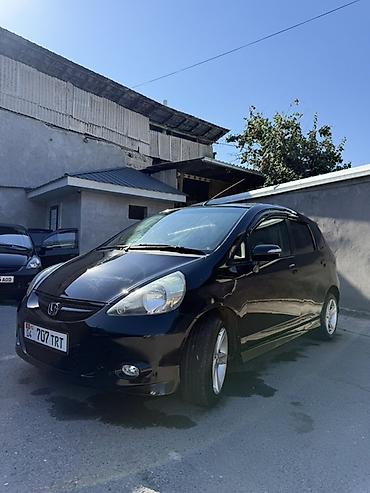 rd 1: Honda Fit: 2002 г., 1.3 л, Автомат, Бензин, Хэтчбэк — 2