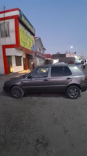 Volkswagen: Volkswagen Golf V: 1993 г., 1.8 л, Механика, Бензин, Хэтчбэк