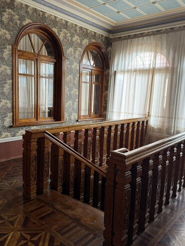 Həyət evləri və villaların satışı: 8 otaq, 152 kv. m, Kredit var, Orta təmir — 2