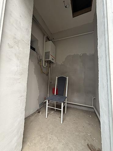 Продажа коттеджей и домов: 🏡 Продаётся дом в Бишкеке (Рабочий Городок) 📍 Удобный район 🛏 4 — 16