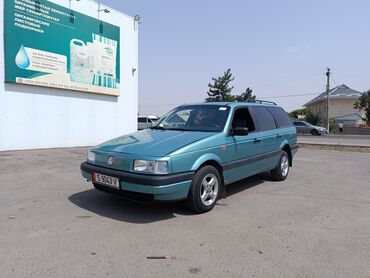 авто манипулятор: Volkswagen Passat: 1990 г., 1.8 л, Механика, Бензин, Универсал