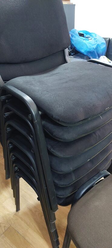 Digər ofis ləvazimatları: Ofis mebelləri satıram — 27