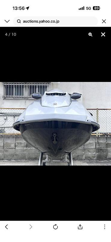 водный катер: Гидроцикл Yamaha WaveRunner (серебристый) - Тип: трехместный — 9