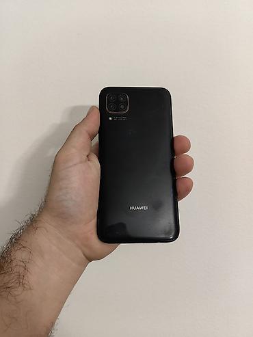 darkwood dub: Huawei P40 lite crni dual sim free, sa 6/128 gb memorije. Dobro očuvan — 5