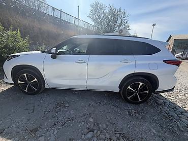 highlander 2017: Toyota Highlander: 2022 г., 2 л, Автомат, Бензин, Кроссовер — 2