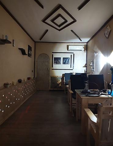bakıda kabinetli restoranlar: Nostalji – rahat və tematik kafe/lounq məkanı - Eksteryer: Parlaq — 3