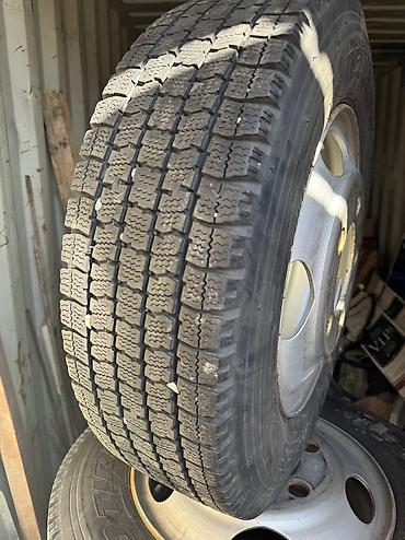 7 1: Колеса в сборе 215 / 70 / R 17.5, Зима, Б/у, Комплект, Грузовики/Автобусы, Железные, отверстий - 5 — 4