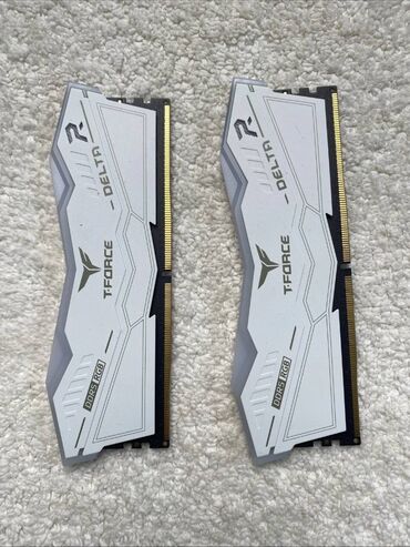 оперативная память transcend: Оперативная память, Б/у, Team Group, 32 ГБ, DDR5, 6000 МГц, Для ПК