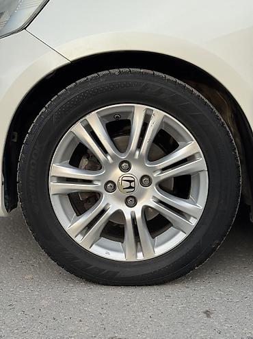 Honda: Honda Fit: 2008 г., 1.5 л, Вариатор, Бензин, Минивэн — 5