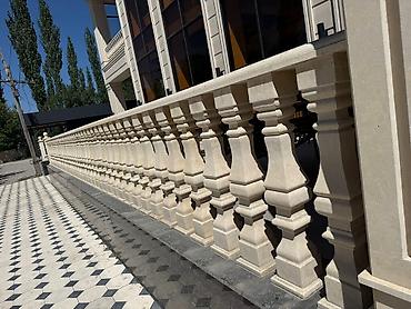 Готовые балясины: Готовая балясина, Материал: Камень, Для лестницы, Стиль: Барокко (резная, украшенная), Новый — 11