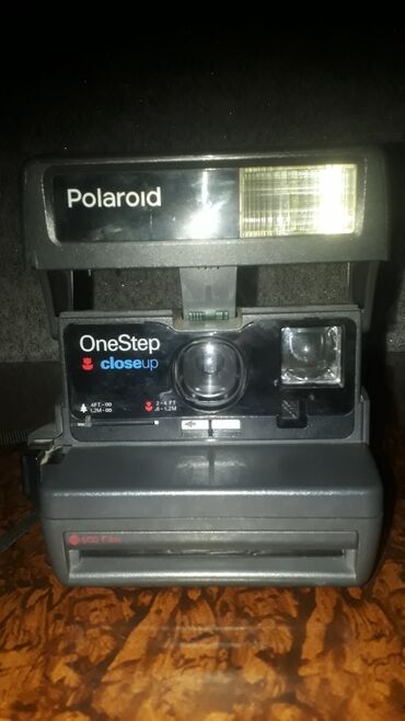 polaroid 636: Anti̇ka fotoaparat (polaroi̇d)- ancaq i̇şləmir .Ustaya aparmaq
