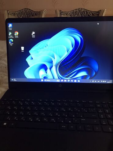 Техника и электроника: HP Laptop 15s-fqlaxxx noutbuk Xüsusiyyətlər: - Ekran: 15.6"
