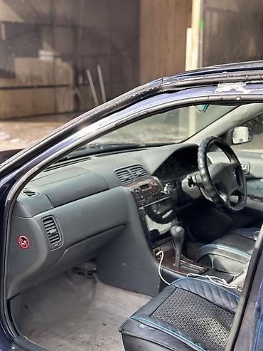 mazda 4: Nissan Cefiro: 1997 г., 2 л, Автомат, Бензин, Седан — 8