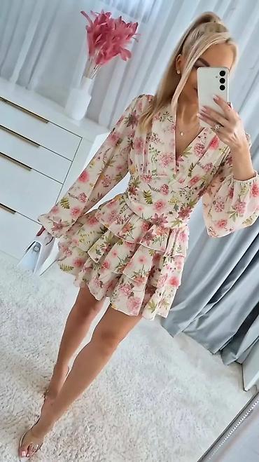 eb studio obuca: Ženska kratka haljina s floralnim printom - Kroj: mini dužina — 6
