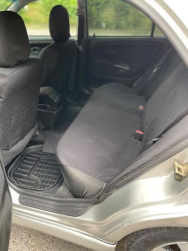 Унаа сатуу: Mitsubishi Carisma: 2001 г., 1.6 л, Кол менен иштөөчү, Бензин, Седан — 6