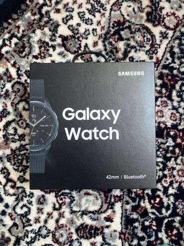 военные часы: Смарт-часы Samsung Galaxy Watch R810 42mm Дисплей: 1,2-дюйма, круглый