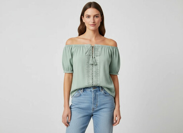 bluzki z dużym dekoltem plus size: H&M, Жіноча блуза, розмір XS