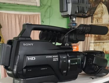 insta 360 one x2: Sony HD peşəkar videokamera - Model xətti: Sony HXR‑1500 (korpusdakı