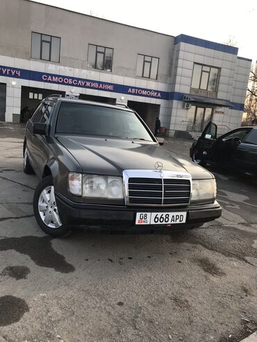 плафон 124: Mercedes-Benz W124: 1989 г., 2.3 л, Механика, Бензин, Универсал