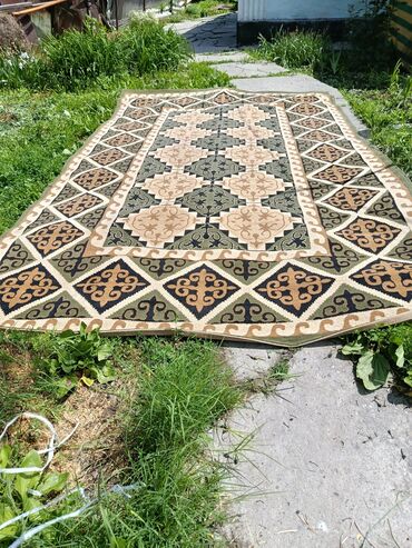 хайтек ковры: Ковер Новый, 400 * 250, Турция, Безналичная/наличная оплата