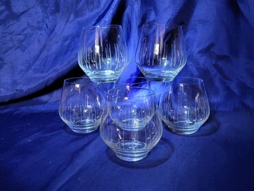 Čaše: Case kristal,rucna gravura. za zestoko pice 1950g+. Case komada 6 u — 2