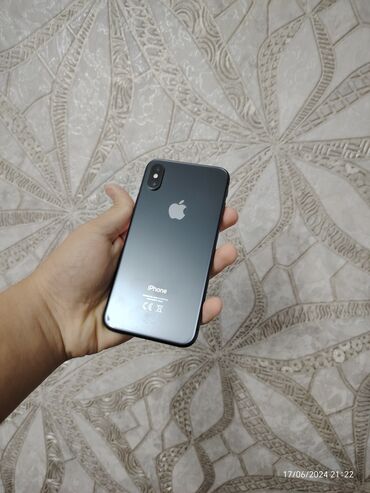 Apple iPhone: IPhone X, 64 GB, Qara, Simsiz şarj, Face ID