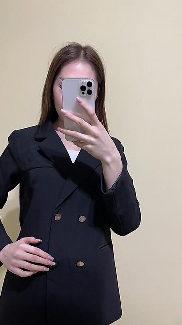 Пиджаки, жакеты: Женский двубортный пиджак классического кроя. - Цвет: черный - — 10