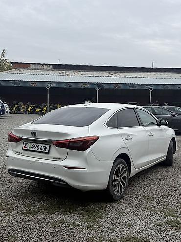 Продажа авто: Changan Eado: 2019 г., Автомат, Гибрид, Седан — 4