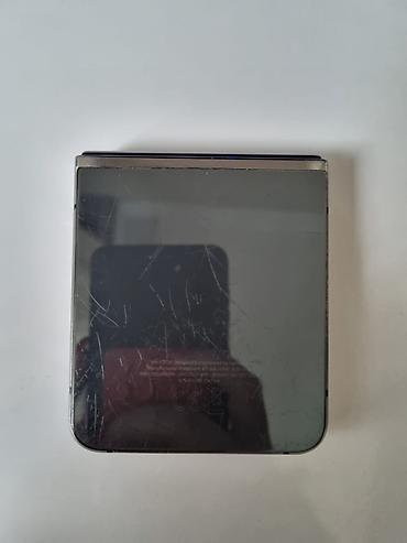 6 ekran: Samsung Galaxy Z Flip 5, 256 GB, rəng - Boz, Barmaq izi, Face ID — 5