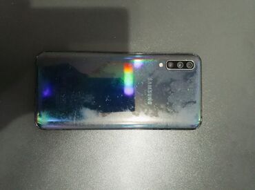 kompüter ekranı: Telefon ekranı yanıb başqa problemi yoxdur