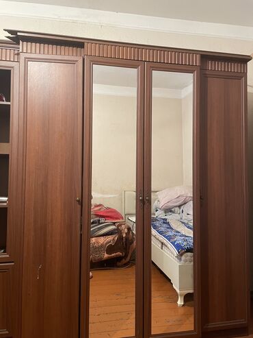 polynor köpük qiymeti: İşlənmiş, 4 qapılı Düz dolab, Qarderob, paltar dolabı