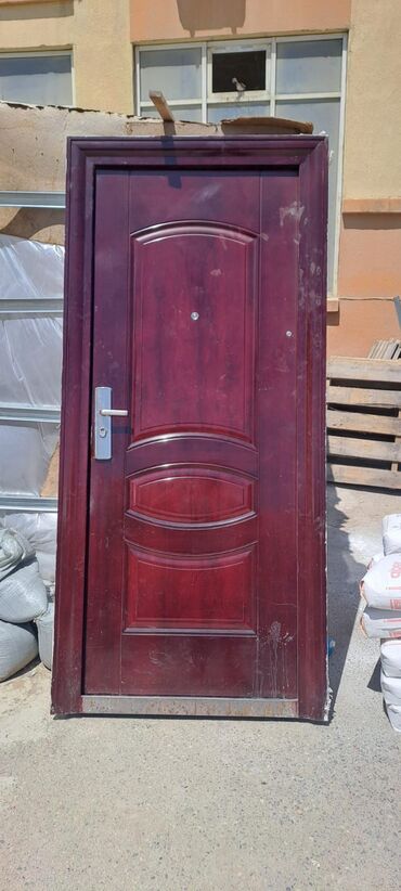 seyf demir qapi: Железо Входная дверь