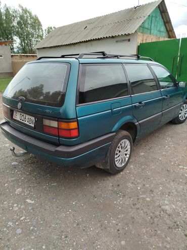 Volkswagen: Volkswagen Passat: 1991 г., 1.8 л, Механика, Бензин