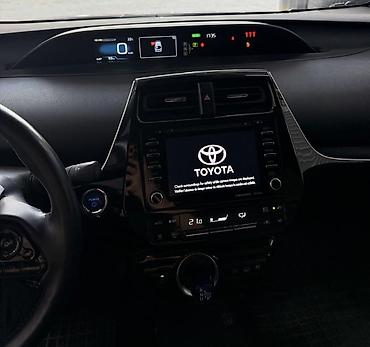 prius 2019: Toyota Prius: 2020 г., 1.8 л, Робот, Гибрид, Хэтчбэк — 6