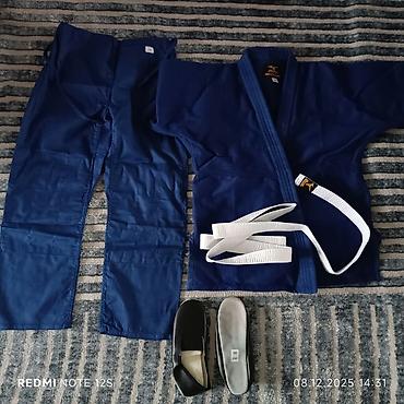 чешки: Кимоно для дзюдо + чешки. • Бренд кимоно: Mizuno • Комплектация — 3
