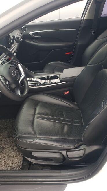 Hyundai: Hyundai Sonata: 2019 г., 2 л, Автомат, Газ, Седан