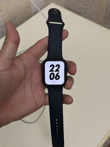 компьютерные мониторы: Apple Watch SE 45 мм — в отличном состоянии! Продаю Apple Watch SE с
