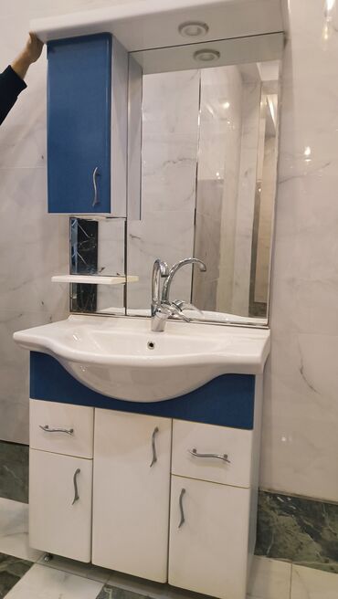 входные двери в баку: Moydadir satilir seramikdir.kran ustunde .unvan Yasamal