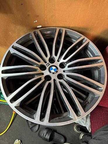 авто азербайджане: BMW orijinal yüngül lehimli disk G30 - Marka/model: BMW M Performance — 1