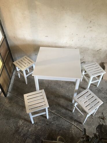 plasticne stolice akcija: Wood, Up to 4 seats, New