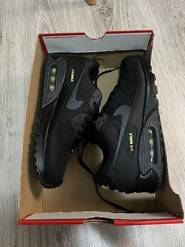 solid 2 0 heets: NIKE Air Max 90 Black Buff Gold Men's br.42,5 cm 27
IB — 8