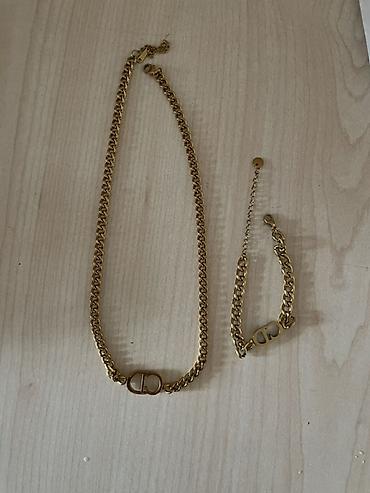 boyunbag: Qızılı rəngdə zəncir dəst – boyunbağı və bilərzik - Material: metal — 1
