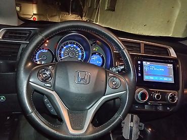 Транспорт: Honda Fit: 1.5 л | 2014 г. Хэтчбэк — 10