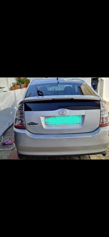 Toyota: Toyota Prius (2-ci nəsil) hibrid hatchback - Gümüşü rəng - 5 qapı, 5 — 4