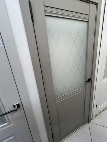 двери раздвижной: Doors with glass