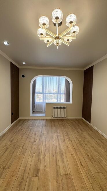 сниму 2х ком квартиру: 1 комната, 50 м², 106 серия улучшенная, 6 этаж, Дизайнерский ремонт